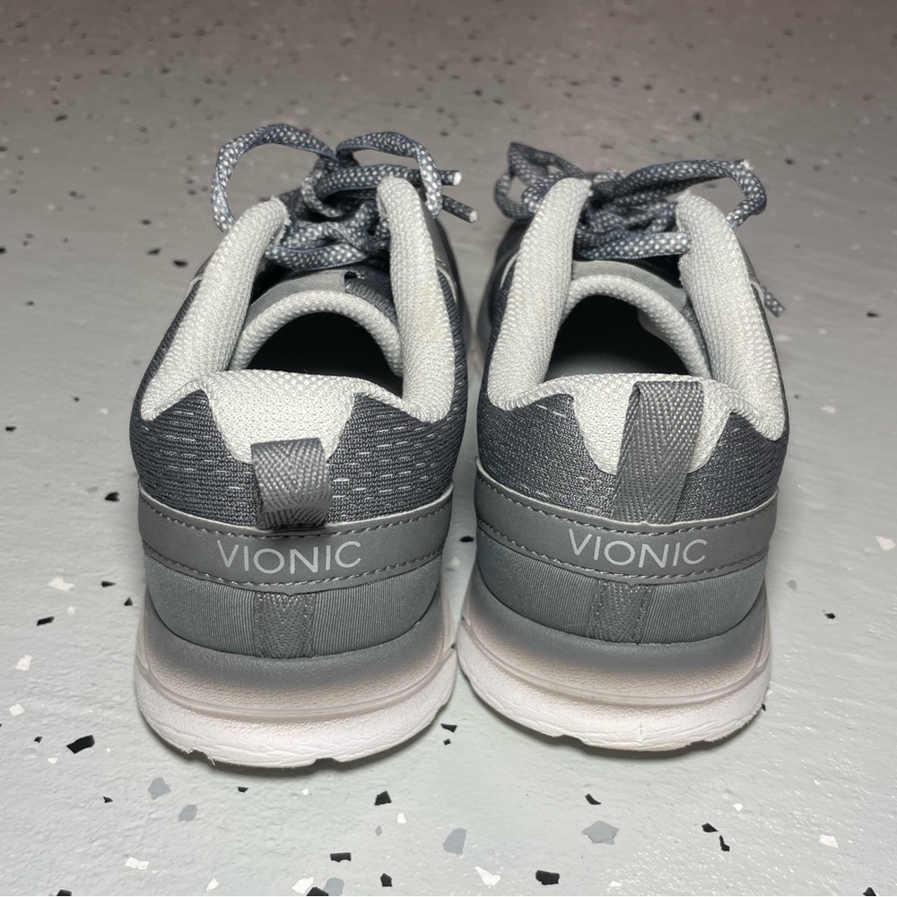 Vionic 335 Miles Women’s Athletic Walking Shoes Size 7.5 Grey White - Picture 4 of 9